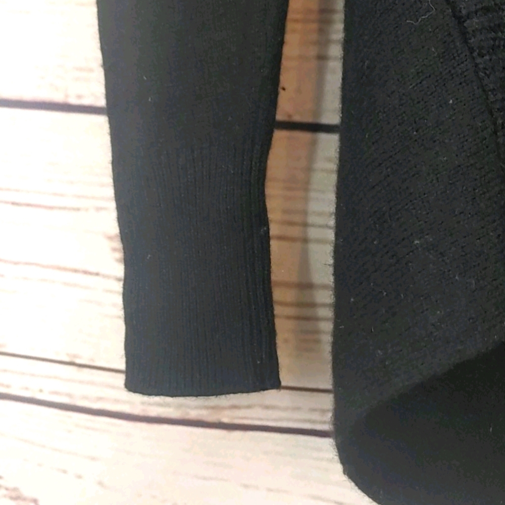 Black Roots Cardigan - Picture 4 of 5